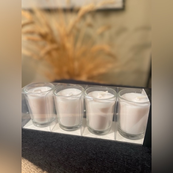 🕯🖤🤍🥂 Luxe Habitat Set of White 10 Unscented Glass Votive Candles - Picture 6 of 6